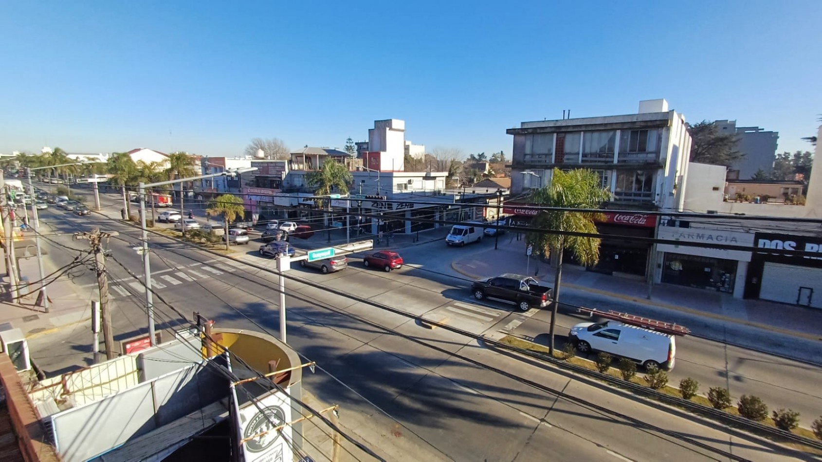 Locales y Vivienda con espacio aereo en Pacheco Centro