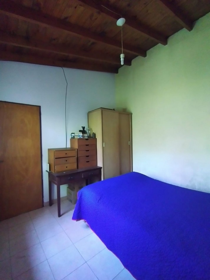 ¡Descubre tu proximo hogar en esta encantadora casa en venta de 3 amb mas departamento de 2 amb en Don Torcuato!