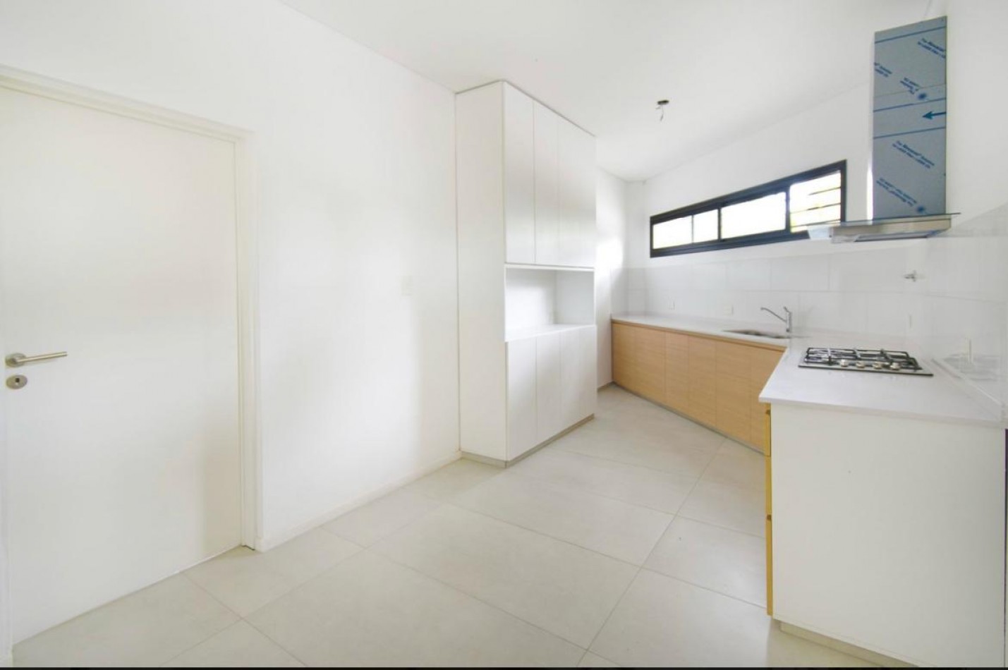 Se Vende Casa de 4 amb en Martinez