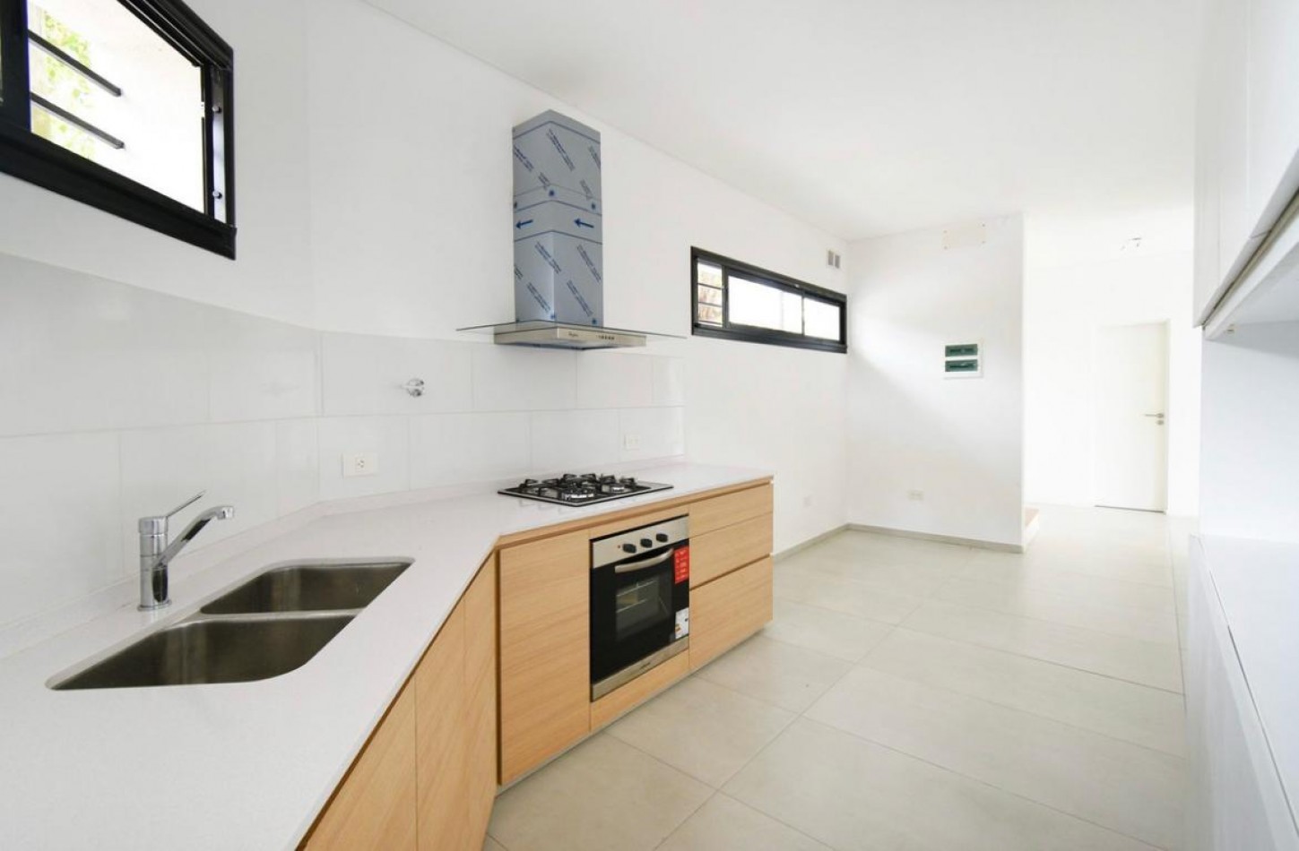 Se Vende Casa de 4 amb en Martinez