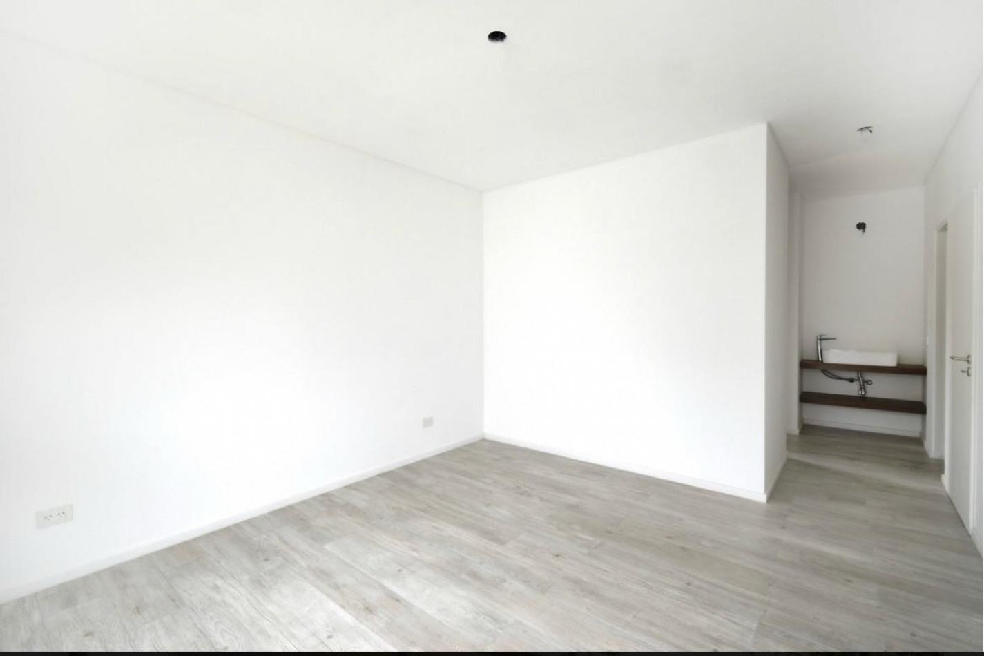 Se Vende Casa de 4 amb en Martinez