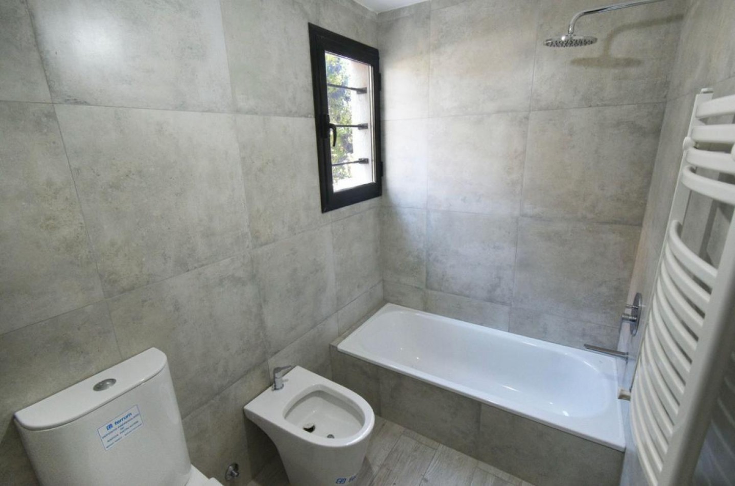 Se Vende Casa de 4 amb en Martinez