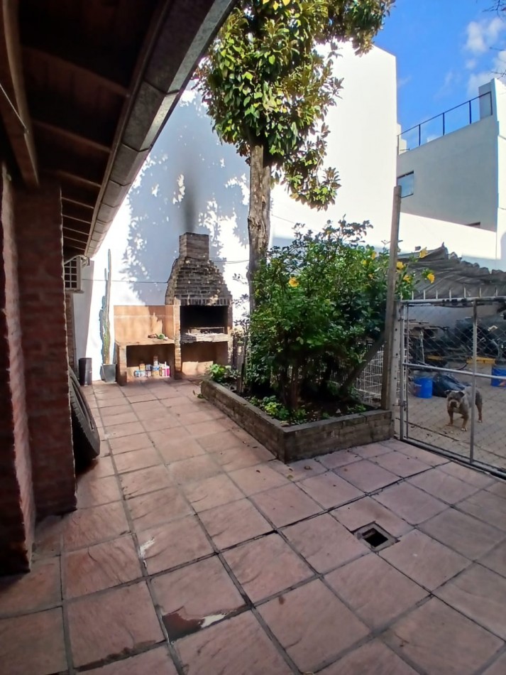 Se vende Departamento de 4 amb mas monoambiente 
