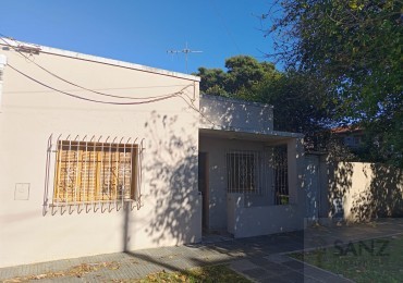SE ALQUILA HERMOSA CASA DE 3 AMBIENTES EN CARAPACHAY