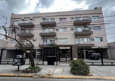 ¡Tu nuevo hogar en Munro te espera! Departamento de 3 Ambientes con Cochera